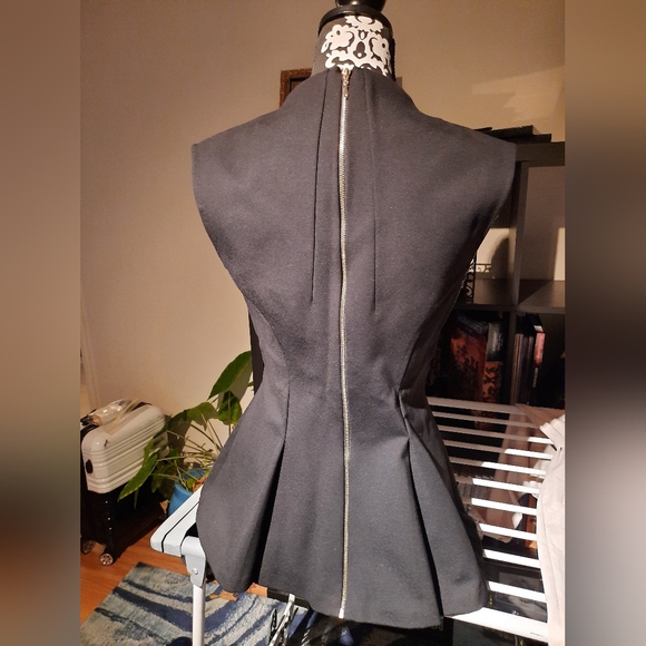 Thurley zip peplum top - Picture 2 of 5